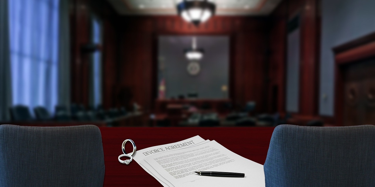 離婚に関する慰謝料の弁護士相談はどこでできる？