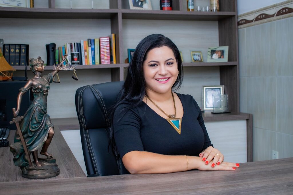 離婚弁護士の成功報酬型とはどのような仕組みですか？