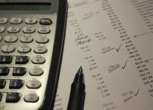 離婚弁護士に依頼した場合、返金は可能か？